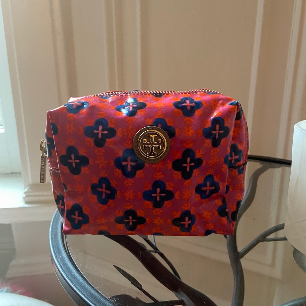 Tory Burch cosmetic case